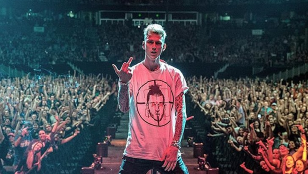 Machine Gun Kelly Mocks Eminem at Sunday’s Show